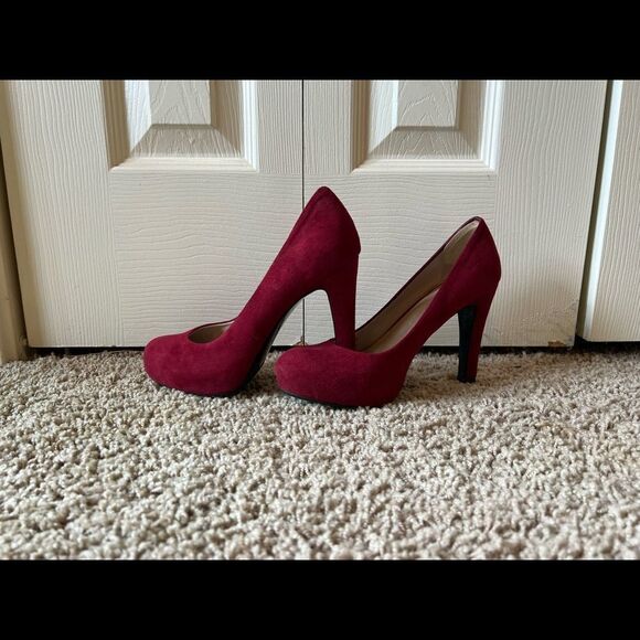 Franco Sarto Red Suede Platform Heels, EUC - Picture 2 of 7